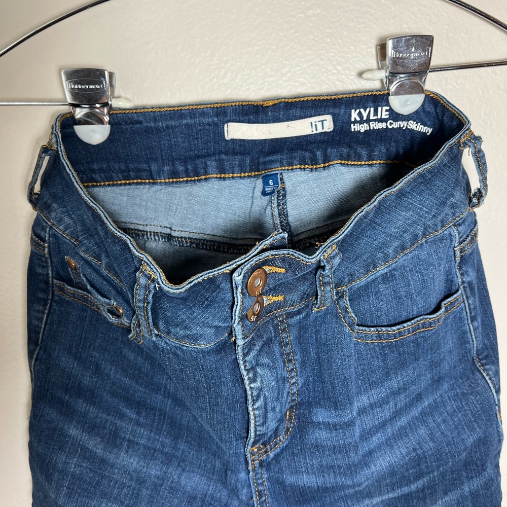 Kylie High Rise Blue Jeans